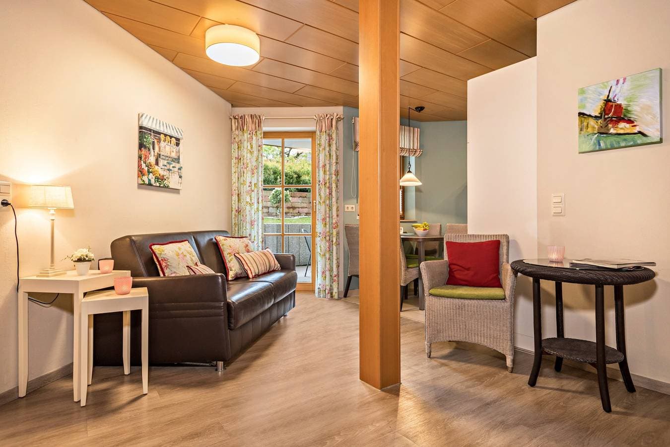 Foto 3 von 28: Gemütliche Ferienwohnung 7 auf dem "Trostelhof" mit Privatterrasse