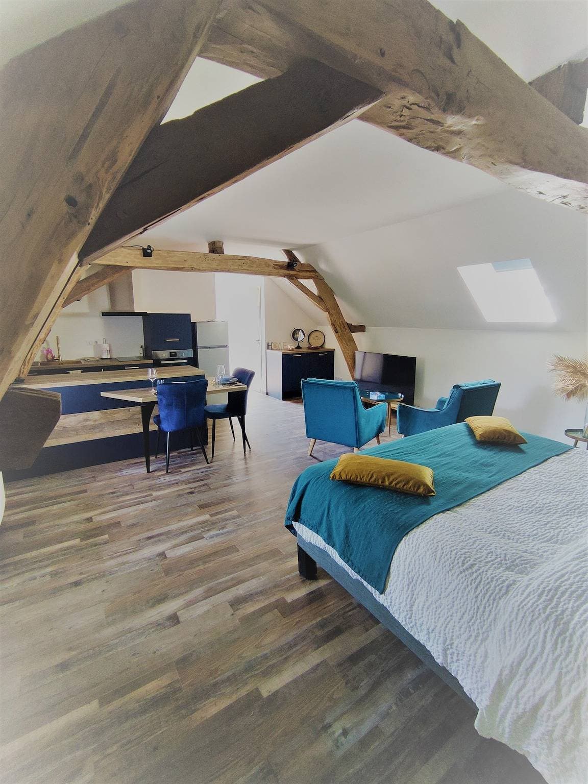 Foto 8 von 39: Le Loft du Moulin Brochat mit Gemeinschafts-Whirlpool