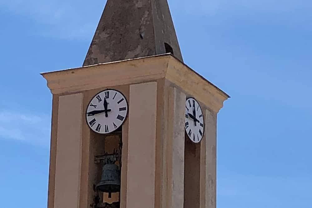 Foto 9 von 19: Schönes Steinhaus im Herzen des Dorfes
