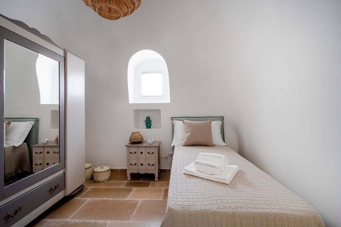 Foto 11 von 22: Villa 'Trulli Del Minareto' mit Bergblick, privater Terrasse und WLAN