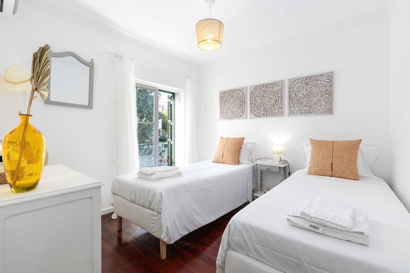 Foto 6 von 47: Casa Verde - Traditional Townhouse