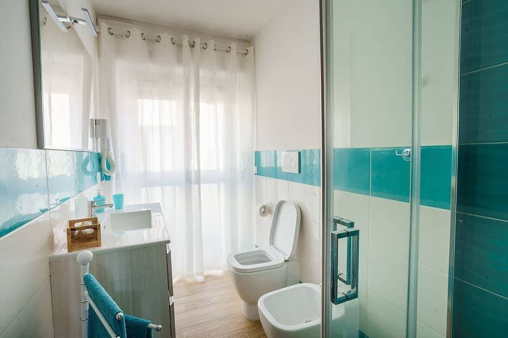Foto 12 von 30: Ganze Wohnung 75 qm, 3 Schlafzimmer, 2 Bäder, Küche, große Terrasse
