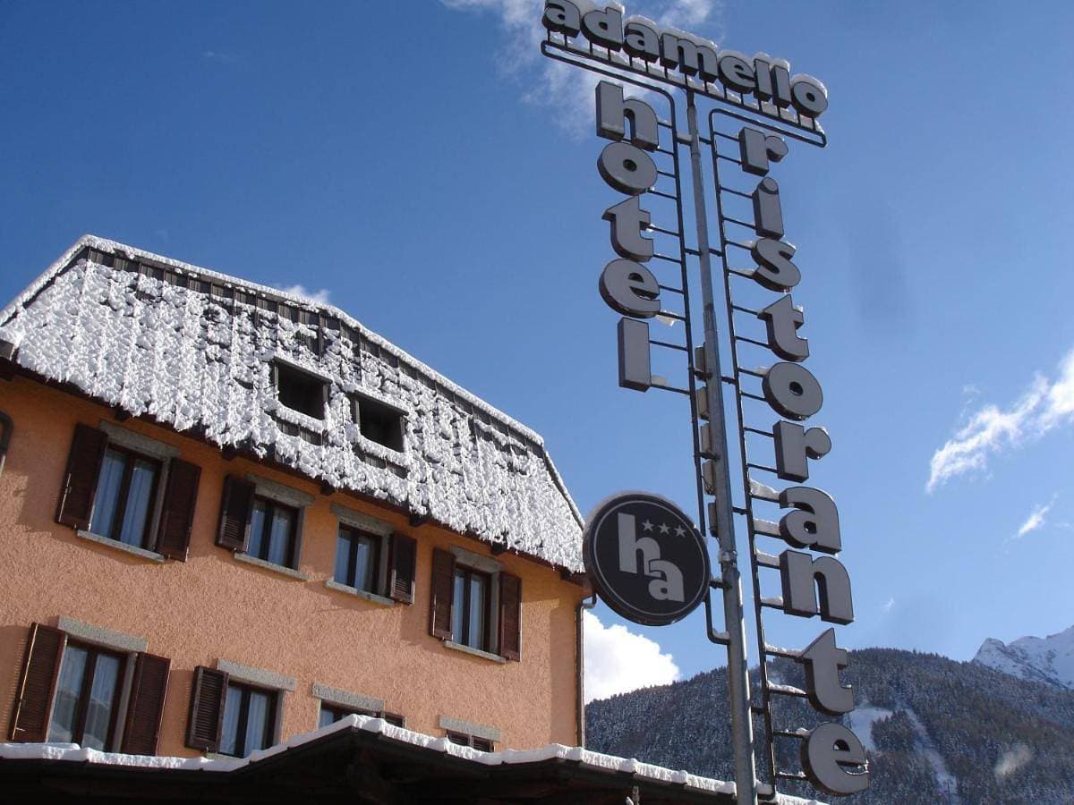 Hotel Adamello 1