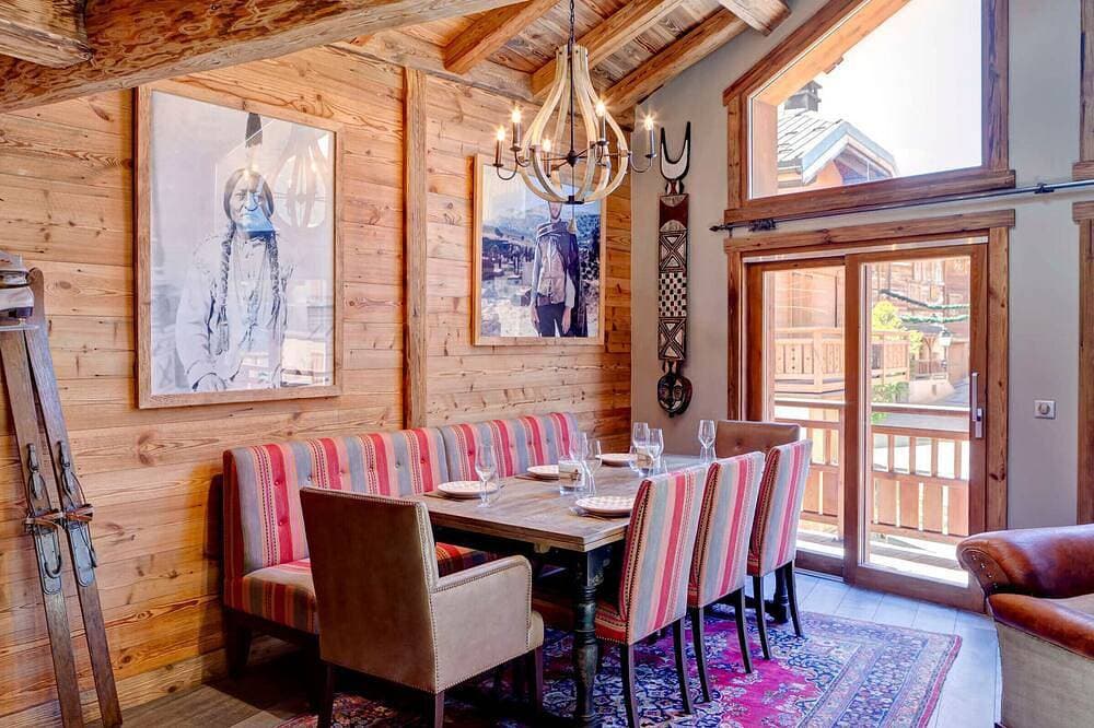 Renoviertes Chalet im Dorfzentrum, nahe Pisten, 9 Pers, WLAN inklusive 1