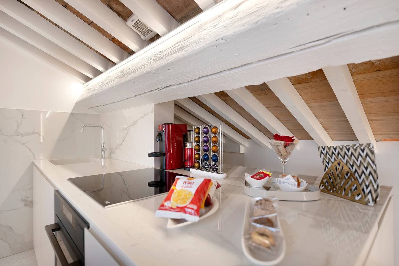 Foto 11 von 20: Ferienwohnung 'Luxury Rooftop Verona' mit Wi-Fi und Klimaanlage