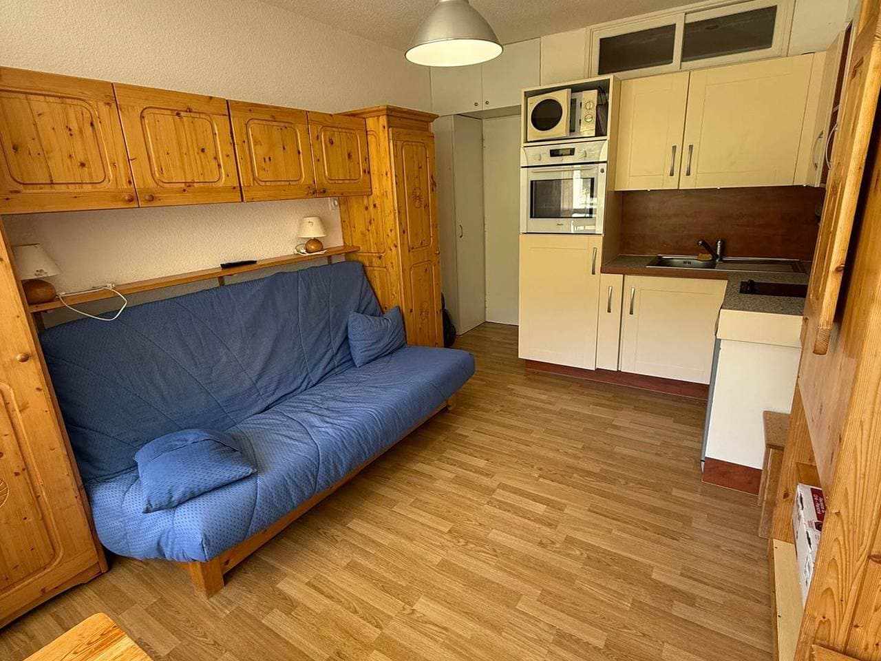 Foto 2 von 10: Studio mit Kabine direkt an der Piste mit Balkon, 4 Betten