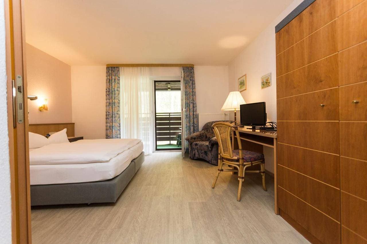 Foto 9 von 12: Double or Twin Room with Balcony