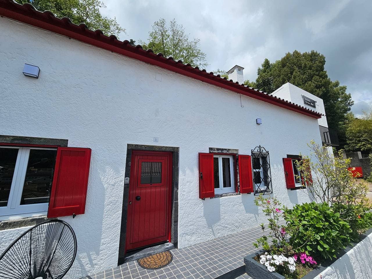 Foto 2 von 19: Ferienhaus 'Paradise House Furnas' mit Bergblick, privater Terrasse und WLAN