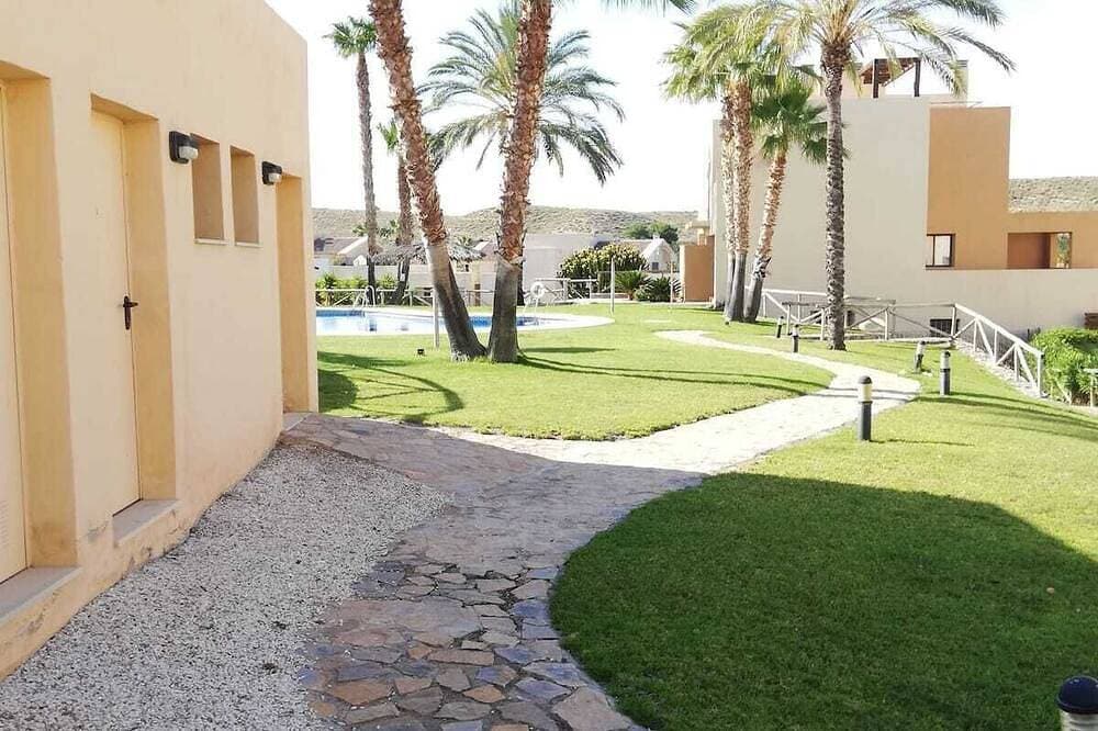 Foto 12 von 30: Ground Floor With Own Garden In Valle Del Este Golf!!