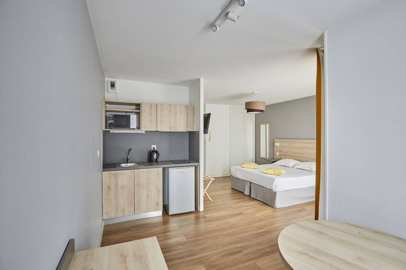 Foto 11 von 32: Hotel für 2 Personen mit Balkon