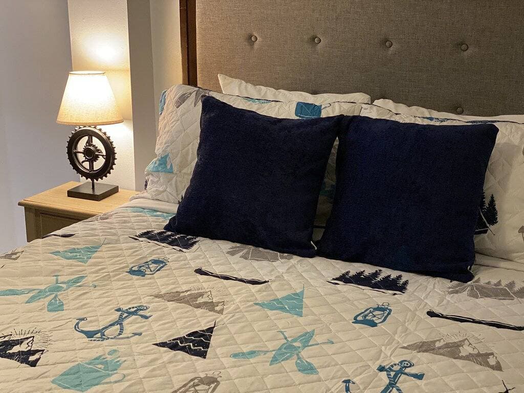 Foto 11 von 11: Ohiopyle Trailside Hotel Room 1 Queen Beds Sleeps 2 /Minutes to Fallingwater