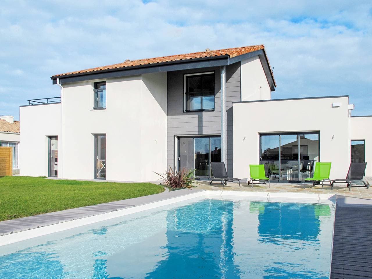 Zweifamilienhaus Les Epinettes 1