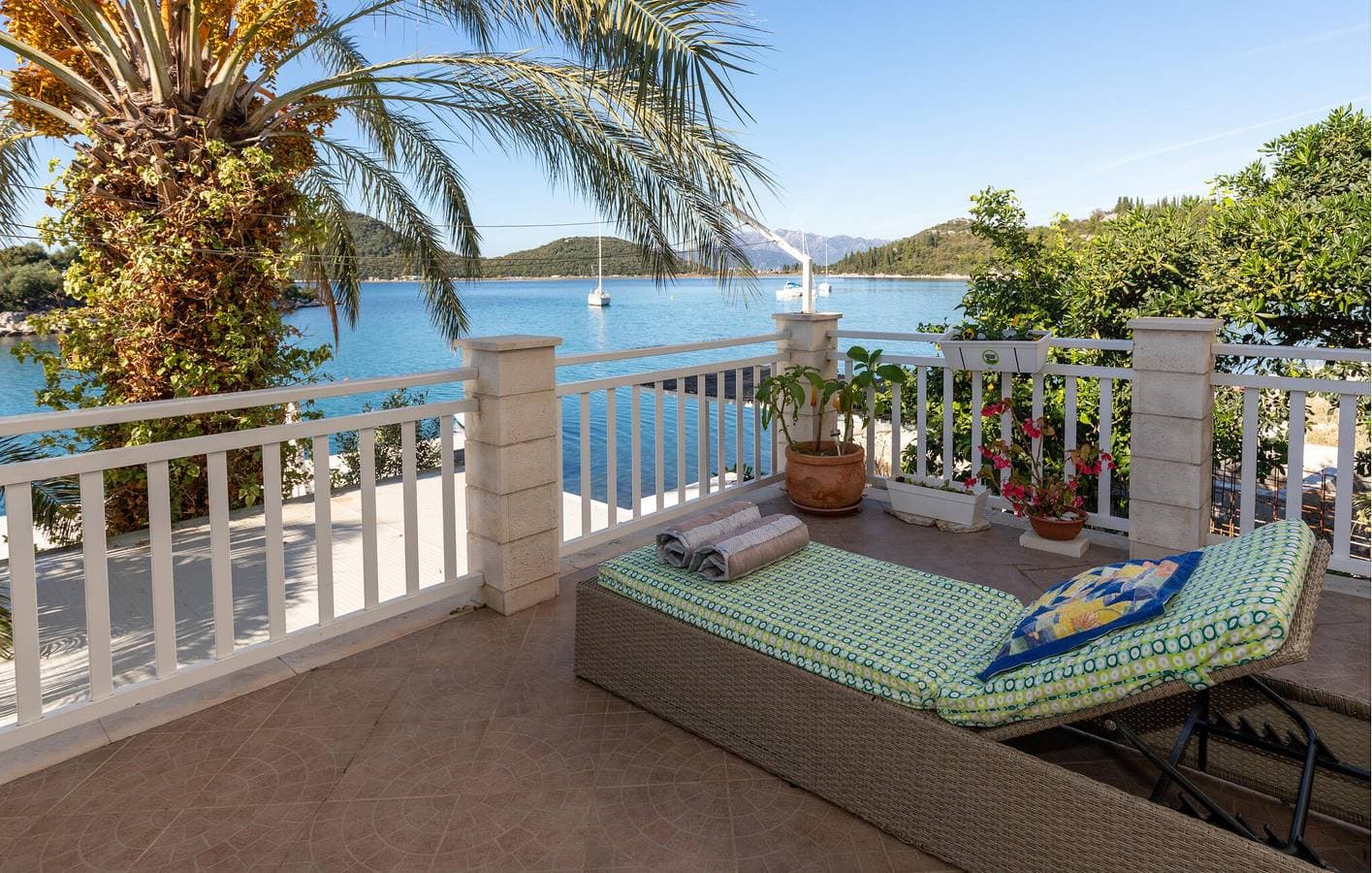 Foto 6 von 38: Gemütliche 300 m zum Strand: Klimatisierte Wohnung mit Terrasse und Parkplatz