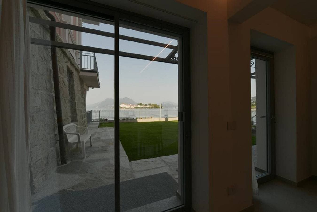 Foto 3 von 14: Palm apartment in Baveno with lake view