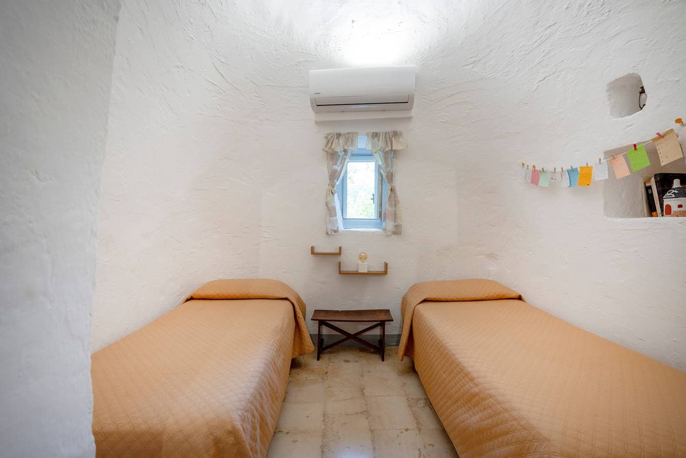 Foto 9 von 23: Trullo 'Negli Ulivi' mit privater Terrasse, WLAN und Klimaanlage
