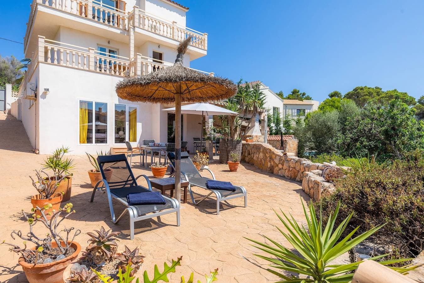 Foto 4 von 34: Herrliche Villa Sol mit Pool und WLAN