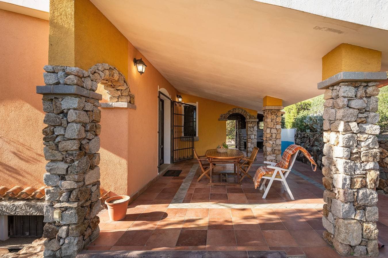 Foto 7 von 35: Villa Camilla mit Meerblick, privaten Terrassen, Garten und Balkon
