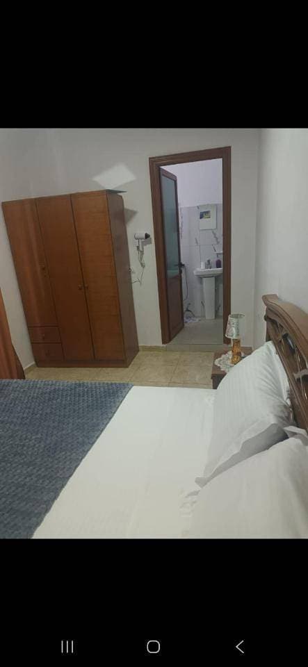 Foto 7 von 8: One-Bedroom Apartment