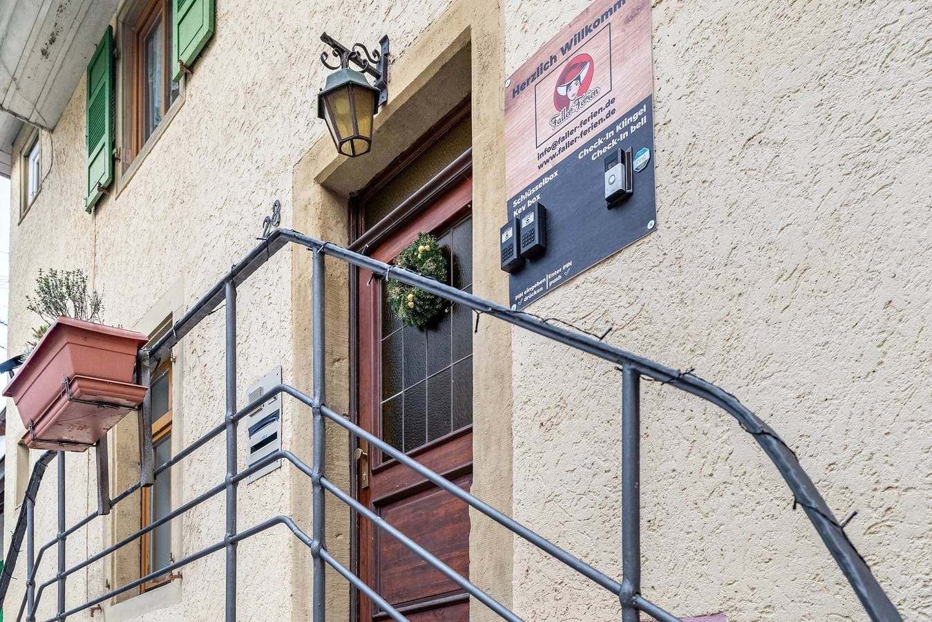 Foto 4 von 26: Ferienwohnung - Karlheinz' mit Bergblick, Balkon und WLAN