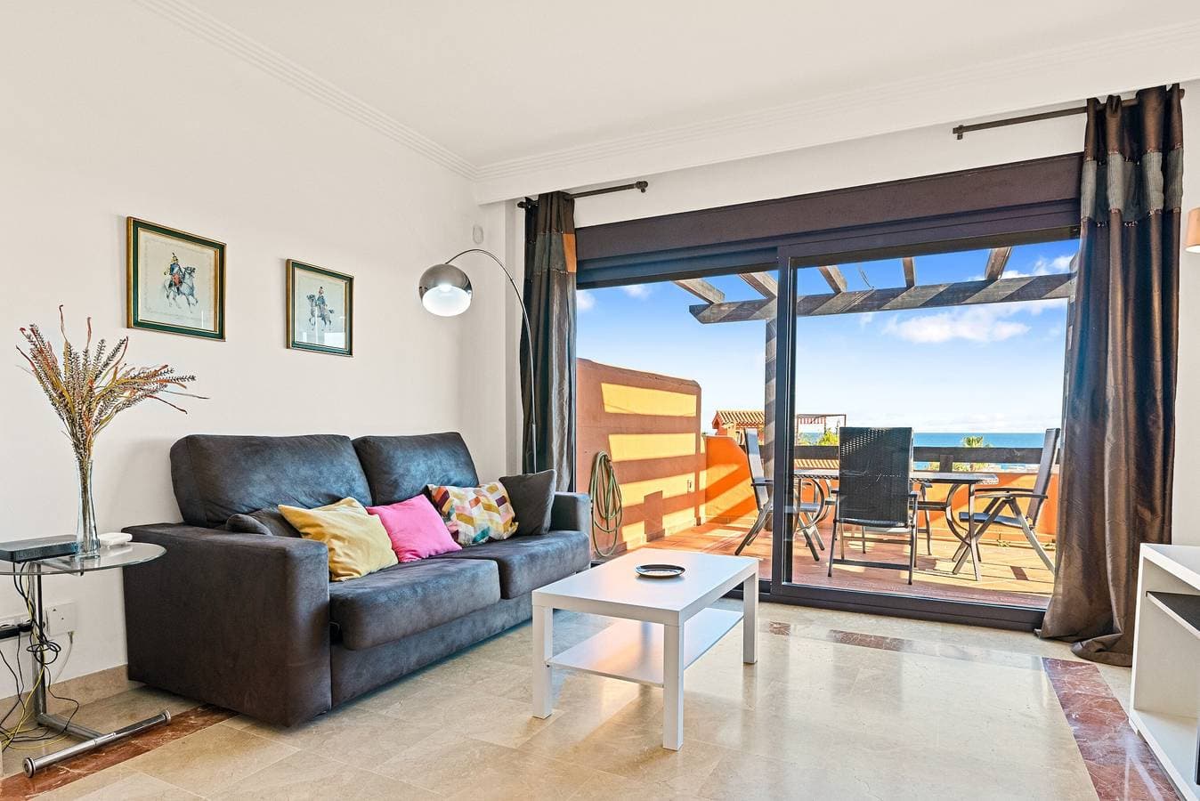 Foto 3 von 28: Penthouse in Estepona mit Terrasse und Meerblick