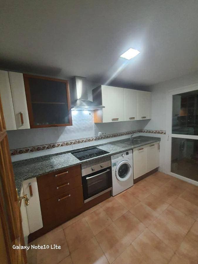 Foto 5 von 13: Two-Bedroom Apartment