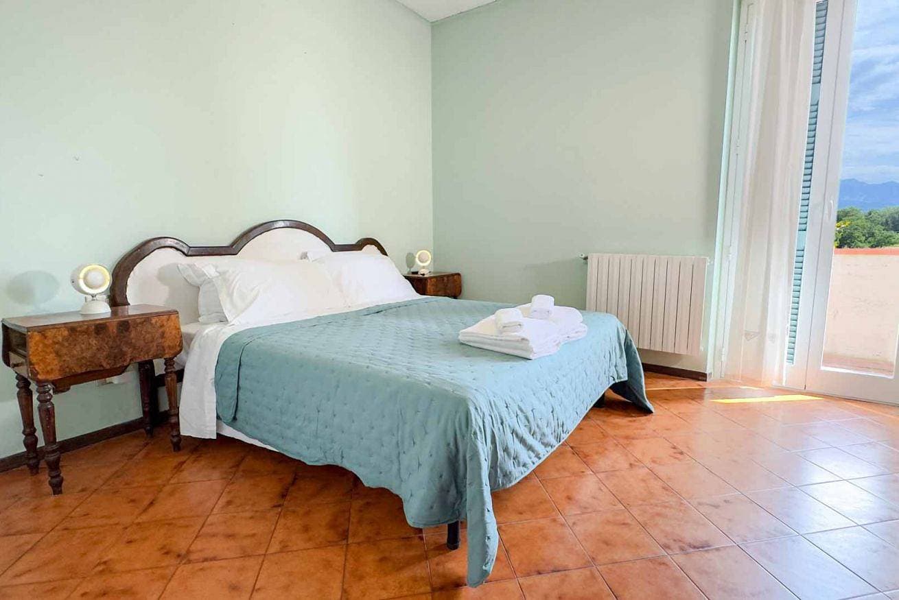 Foto 4 von 30: Ferienwohnung für 6 Personen mit Garten
