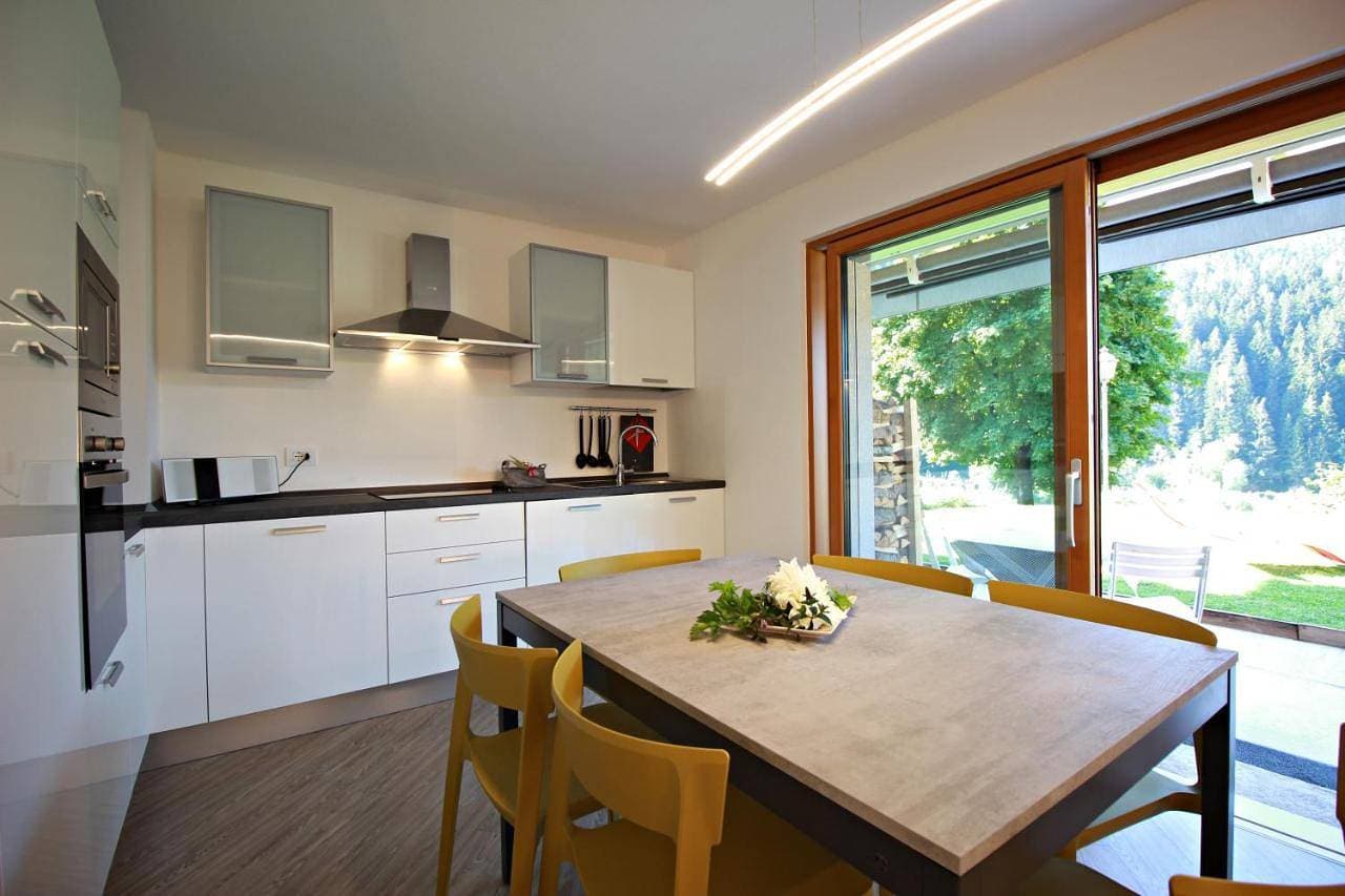 Foto 8 von 14: Apartment with Lake View