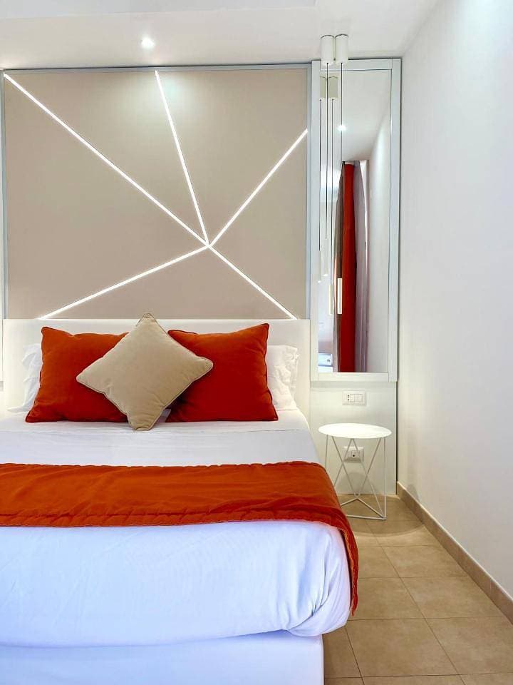 Foto 7 von 11: Double or Twin Room with Balcony and Lake View