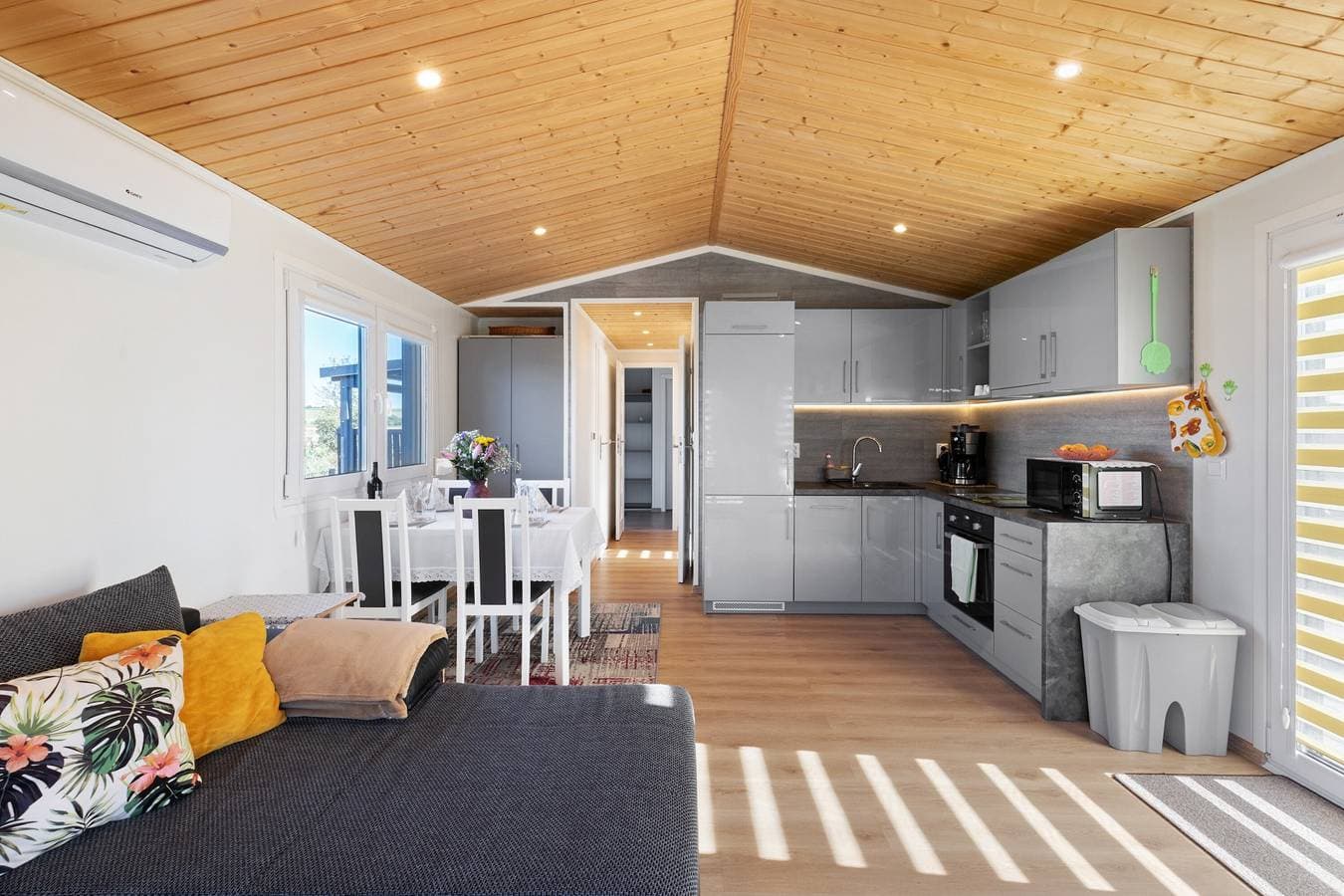 Foto 5 von 25: Ferienhaus 'Madera Concordiasee' mit WLAN und Klimaanlage