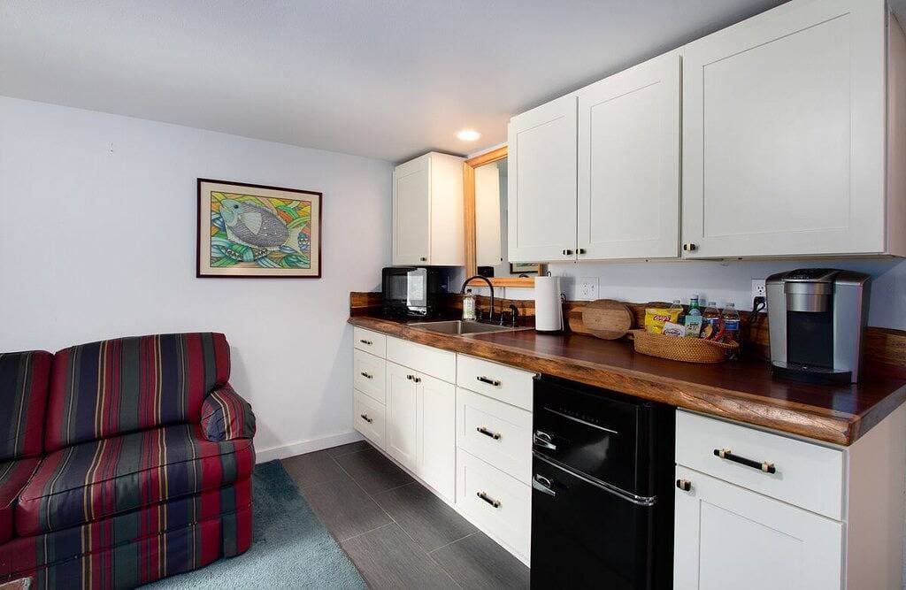 Foto 5 von 20: Gemütliche Kellerwohnung im Zentrum von Port Angeles.