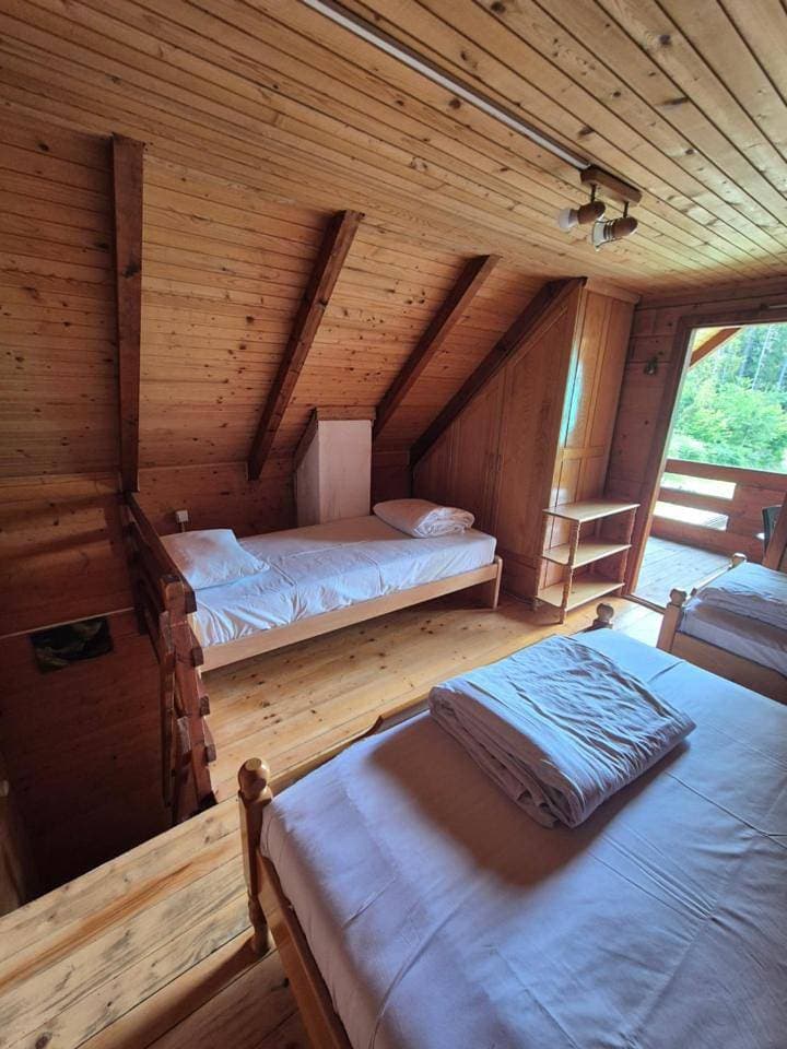Foto 6 von 29: One-Bedroom Apartment with Balcony and Mountain View