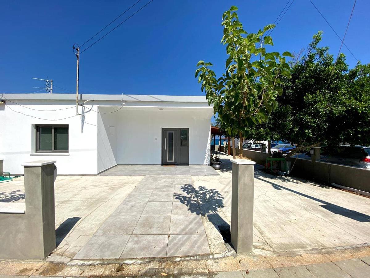 Foto 5 von 18: Three-Bedroom House