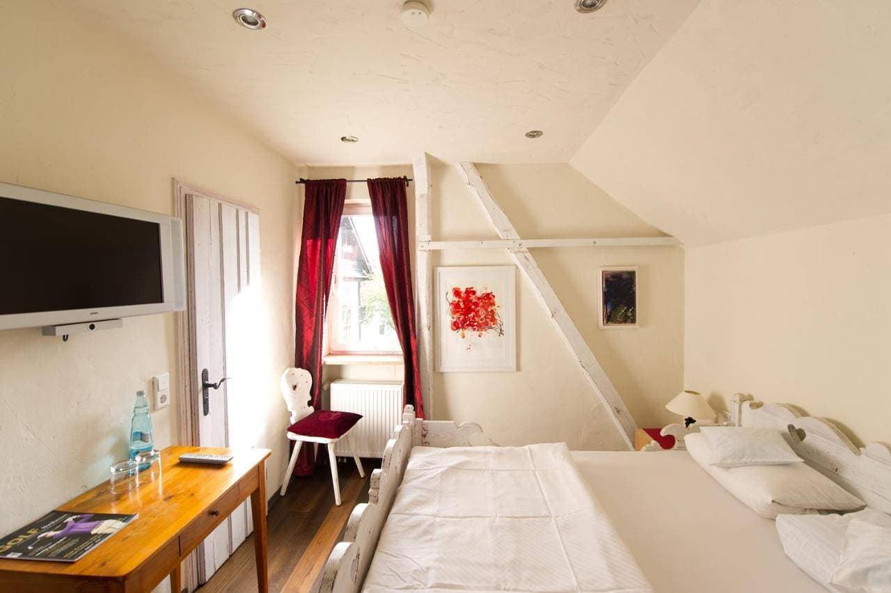 Foto 9 von 9: Standard Double Room