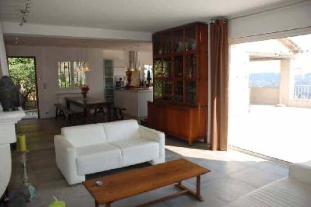 Foto 9 von 30: Zeitgenössische Villa mit Meerblick und Infinity-Pool – Nähe Saint-Paul de Vence