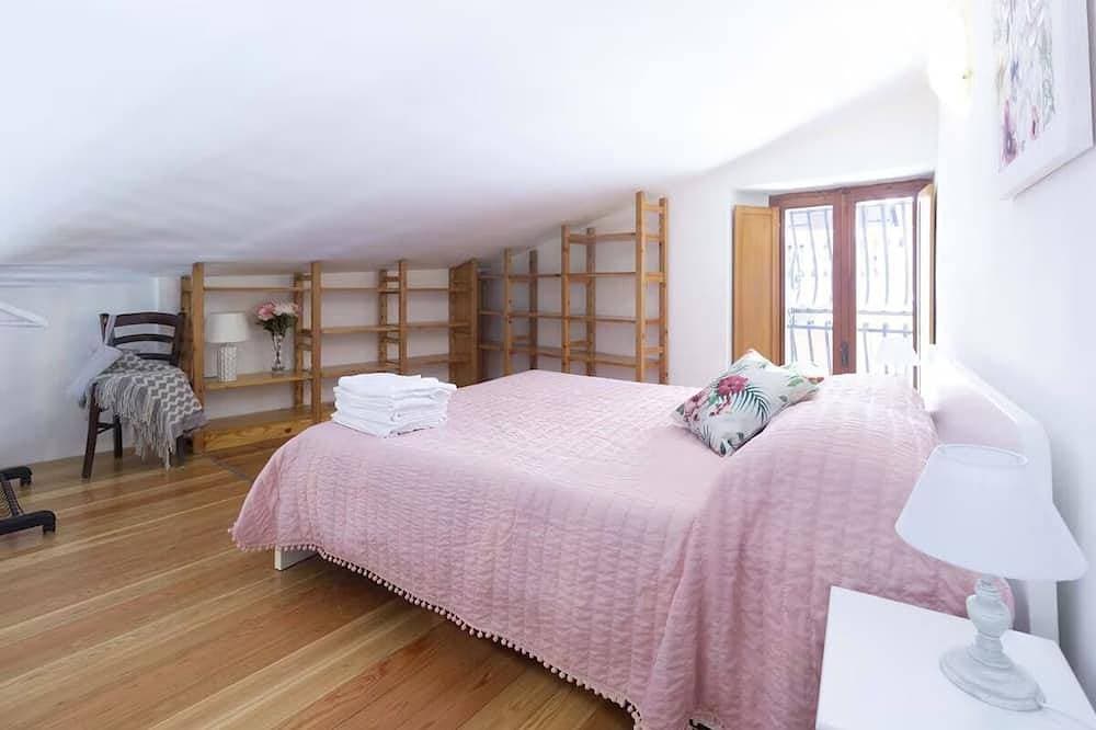 Foto 2 von 30: Wunderschöne Ferienwohnung Mit Seeblick Im Historischen Dorf Mit Patio
