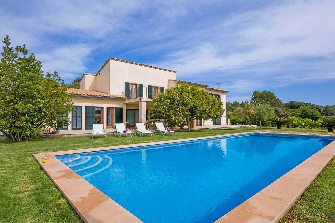 Villa 1