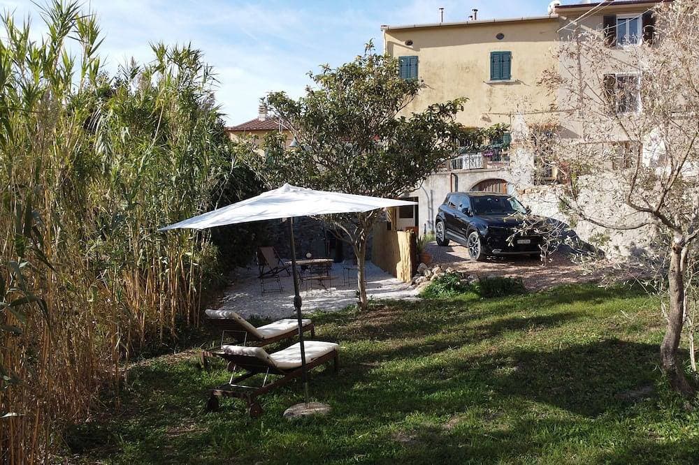 Casa arte alfieri eine kleine Kustgalerie, mit Bilder von meiner Frau Evelyne. 1