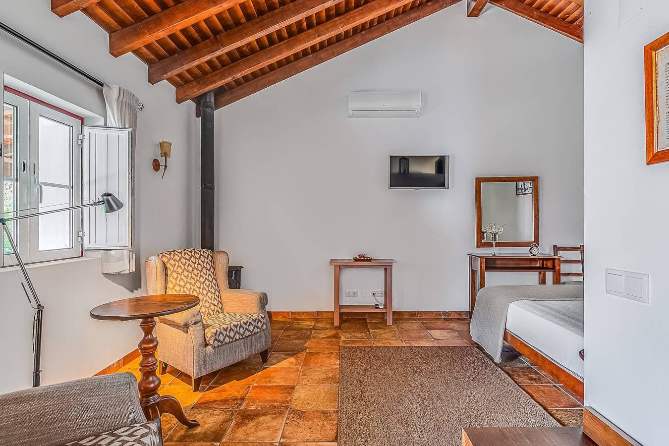 Foto 8 von 48: Ferienwohnung 'Casa Da Charneca - Suite Standard' mit Gemeinschaftspool, Wi-Fi und Klimaanlage