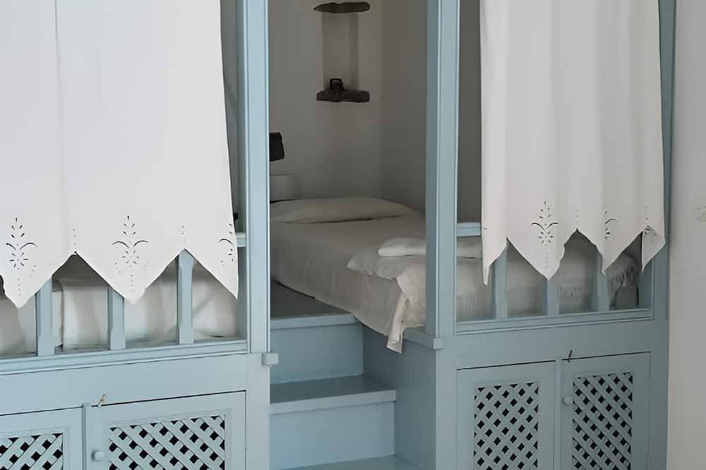 Foto 4 von 30: Property with 2 charming Patmos style family homes