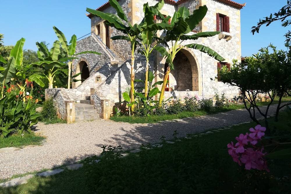 Foto 11 von 30: Comfortable Wohnung im ersten Stock mit wunderschönen Berg und Meeresblick