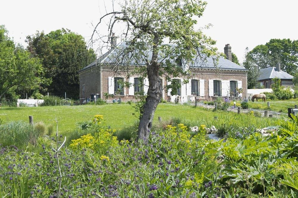 Foto 9 von 24: L'Air Du Champ Cottage für 10 Personen
