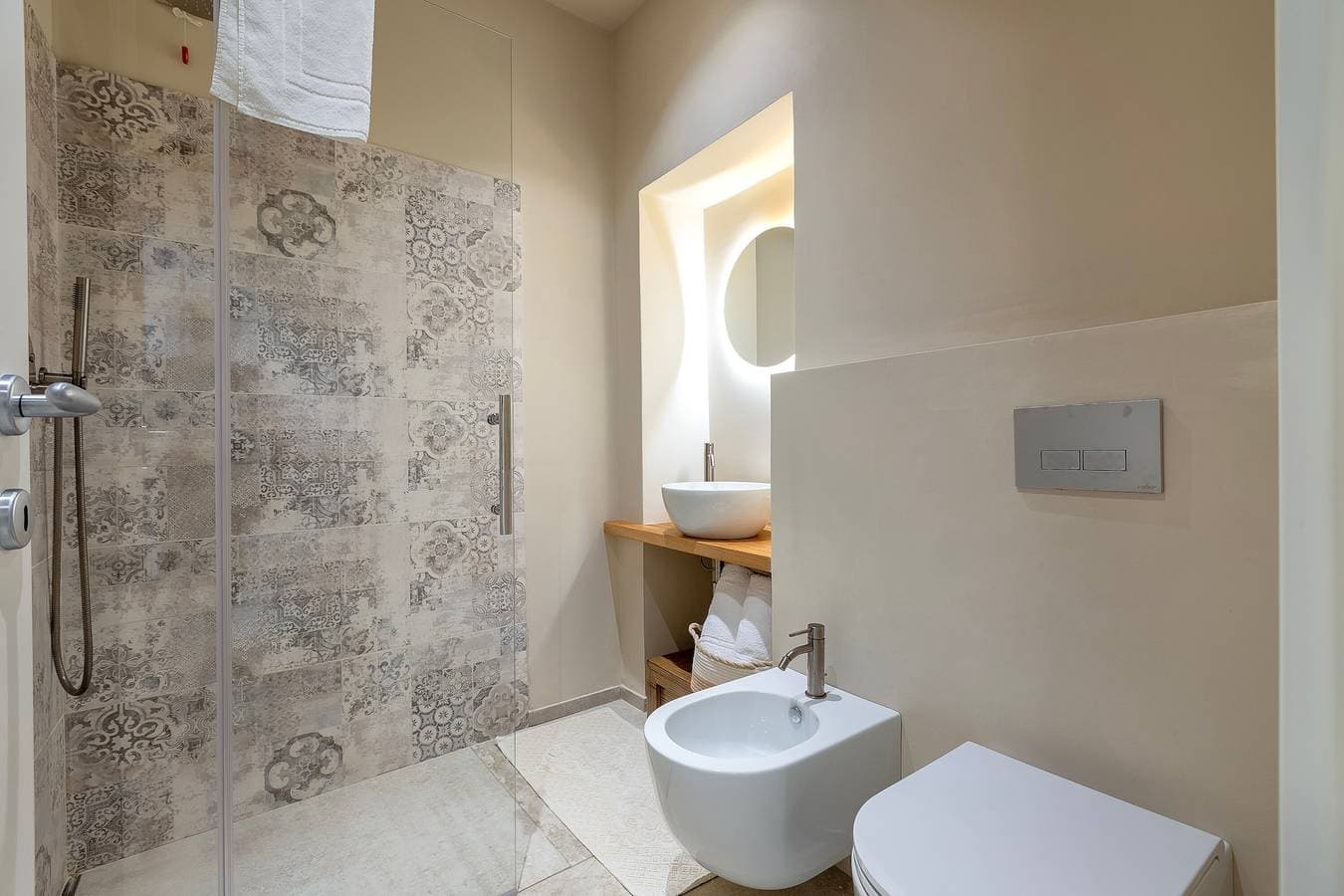 Foto 10 von 28: Zimmer 'Linda' mit Gemeinschaftspool, WLAN und Klimaanlage