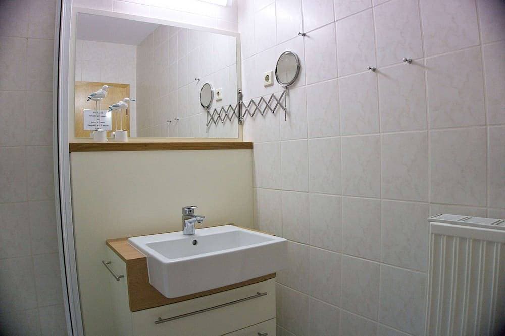 Foto 3 von 20: FeWo mit Garten-, Schwimmbad- und Saunanutzung - Haus Blick zur See FeWo 12