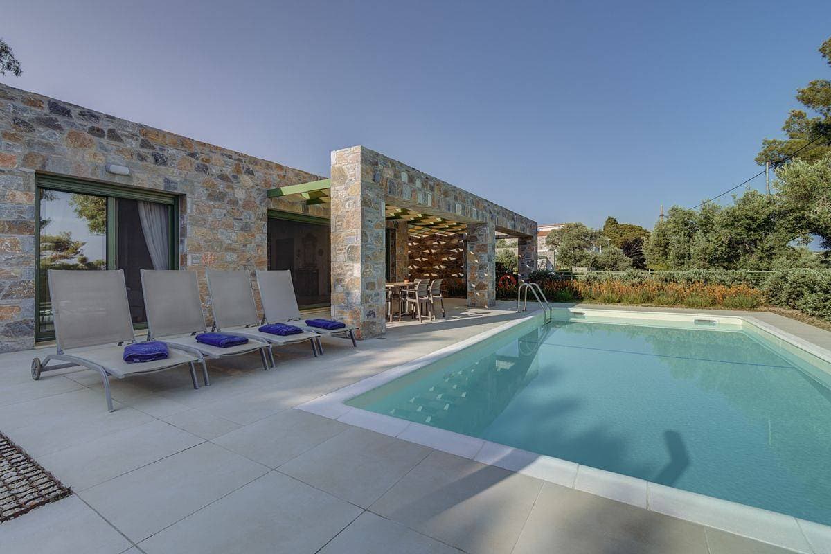 Foto 8 von 23: Villa für 6 Personen mit Garten