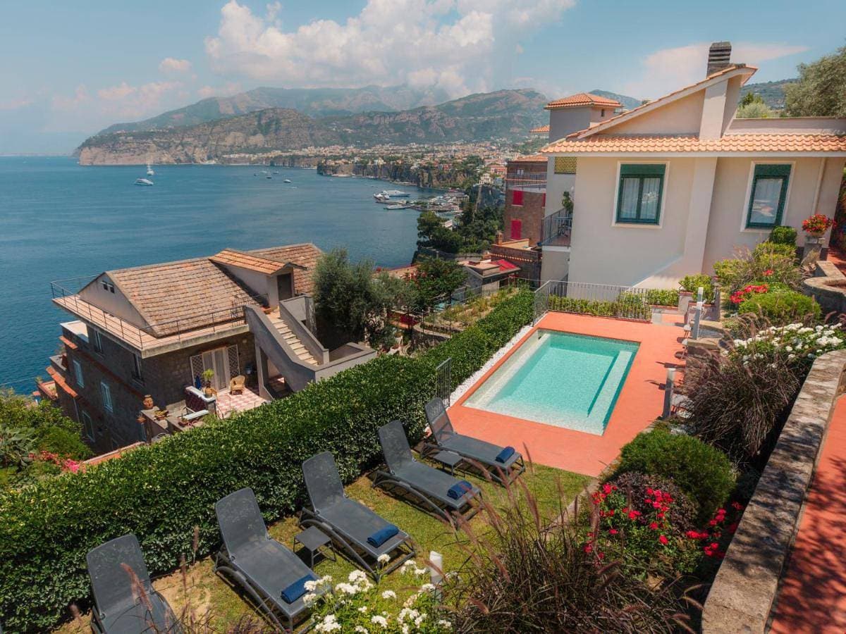 Sorrento & Else - Deluxe Apartments 1
