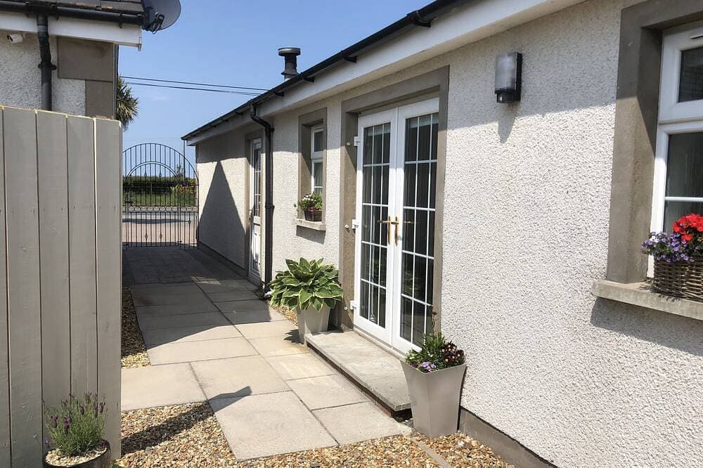 Foto 10 von 30: Cottage in der Nähe der Meerseite (2 Schlafzimmer mit 2 Doppelbetten plus 2 Klappbetten