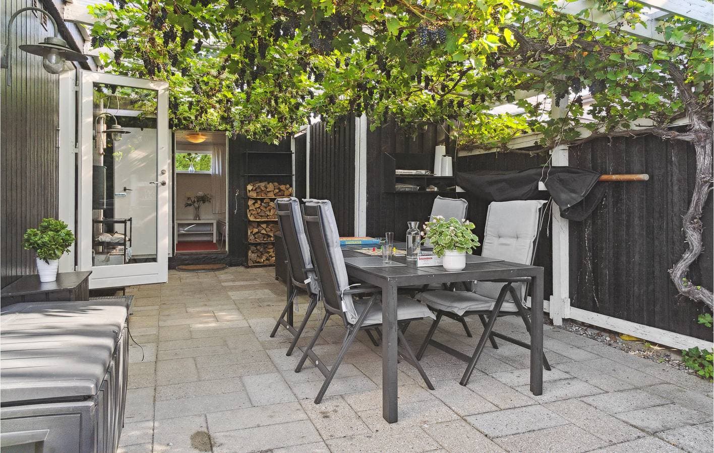 Foto 10 von 17: Ferienhaus für 4 Personen mit Terrasse