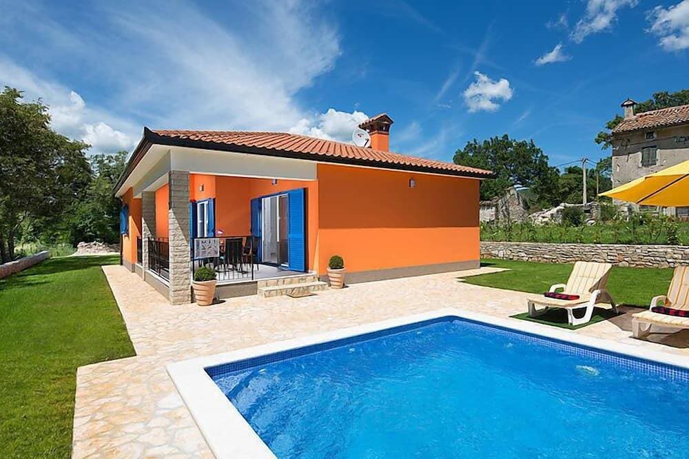 Ferienhaus Ana 1