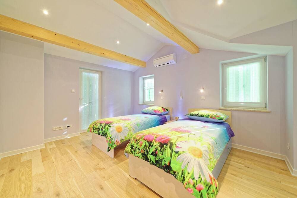 Foto 8 von 30: Villa Demetra s bazenom i predivnim pogledom na Motovun - Motovun