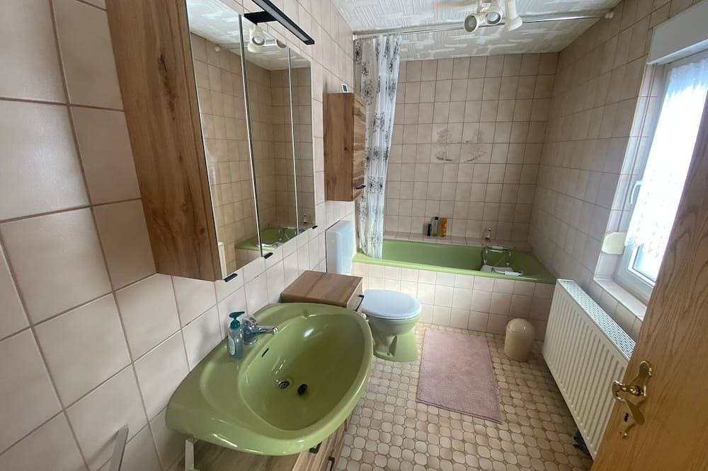 Foto 8 von 26: Ferienhaus „Oberharzruhe“ - Maisonett Wohn Tannenblick bis 7 P., 3 Schlaf Balkon